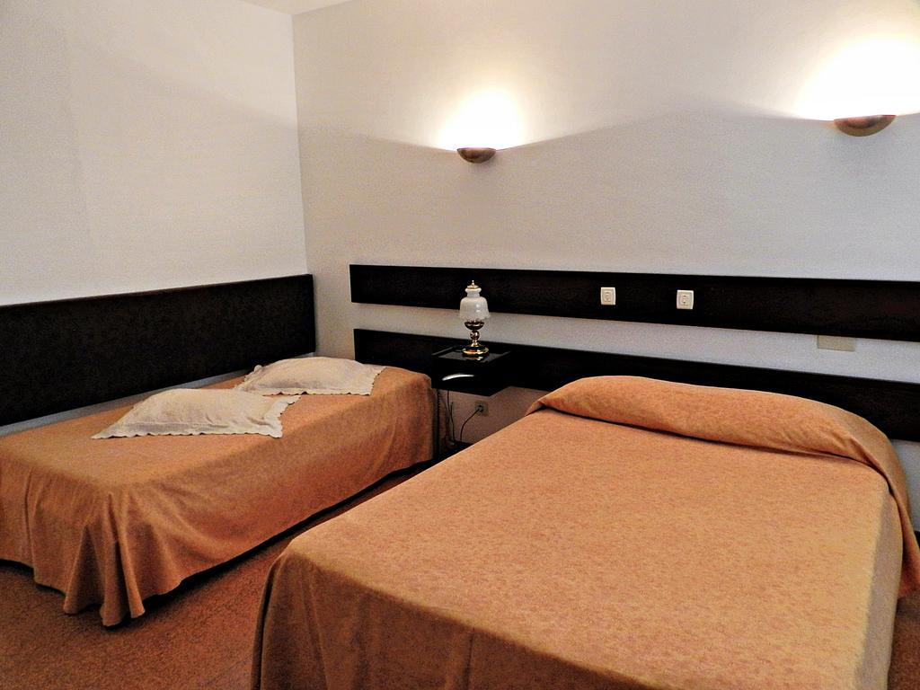 Hotel Val Flores Valença do Minho Habitación foto